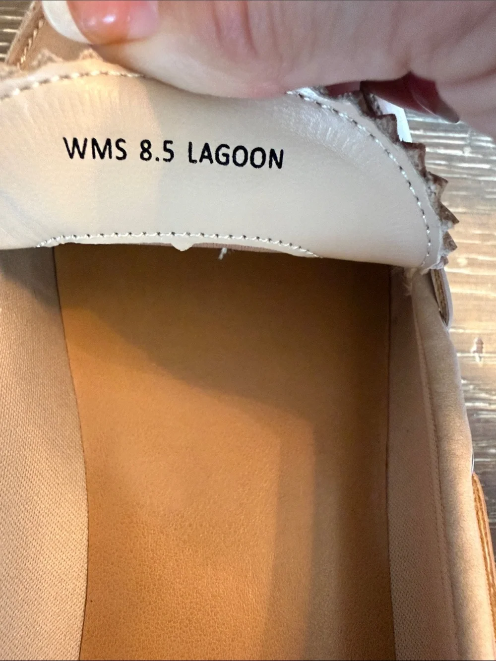 DV by Dolce Vita lagoon 8.5 Boat Loafers women’s